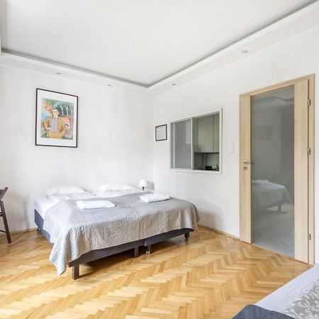 Labo Apartment Ogrodowa Varsó Kültér fotó